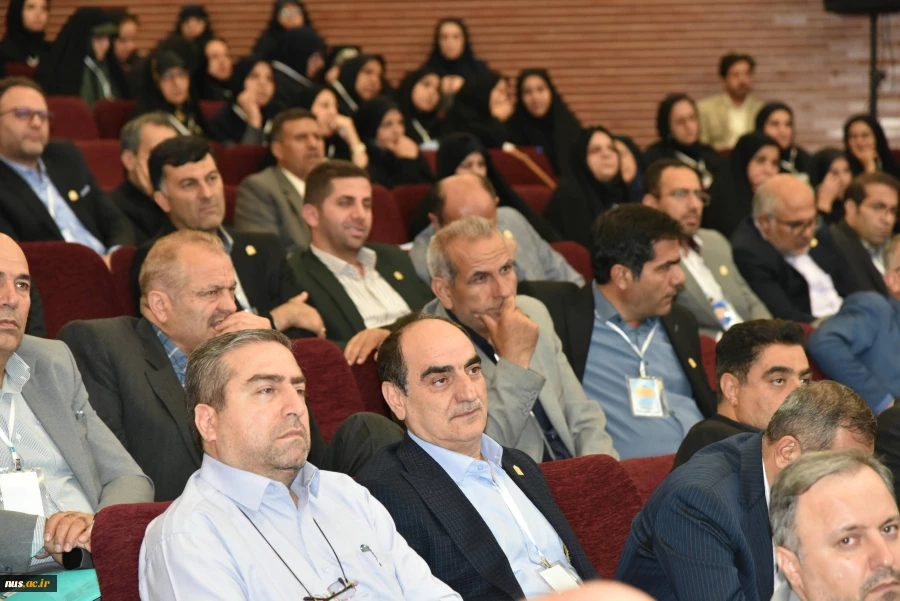نایب رئیس اول مجلس شورای اسلامی در مراسم اختتامیه اجلاس رؤسای دانشکده‌ها و آموزشکده‌های دانشگاه ملی مهارت:

دانشگاه ملی مهارت، جزو بهترین دانشگاه‌های کشور است/ دانشگاه ملی مهارت می‌تواند تولید در کشور را نجات دهد/ رشد، توسعه و بهره‌وری در جامعه با افزای