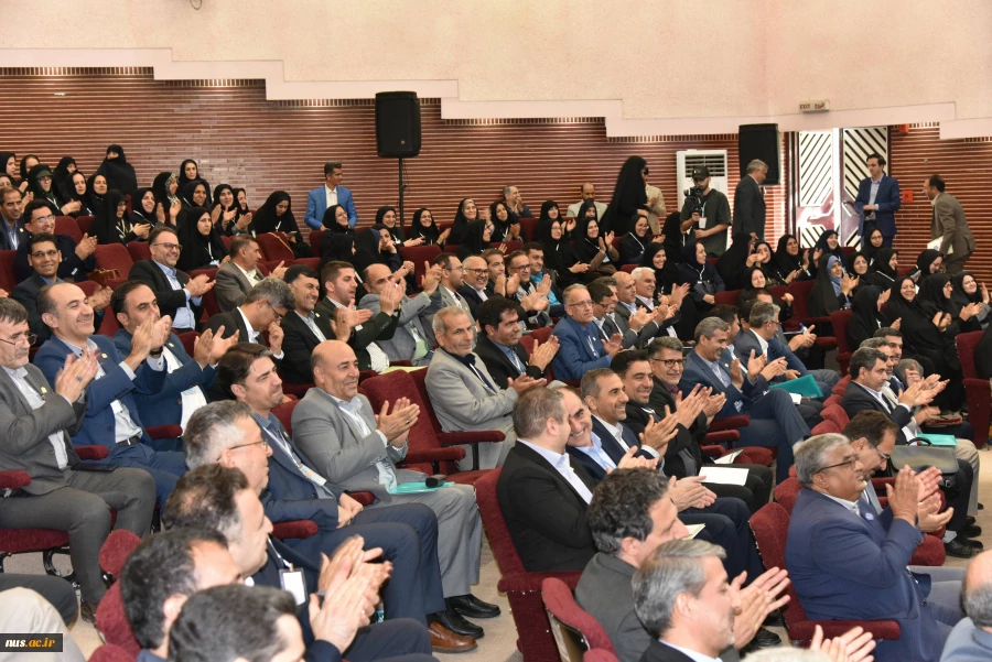نایب رئیس اول مجلس شورای اسلامی در مراسم اختتامیه اجلاس رؤسای دانشکده‌ها و آموزشکده‌های دانشگاه ملی مهارت:

دانشگاه ملی مهارت، جزو بهترین دانشگاه‌های کشور است/ دانشگاه ملی مهارت می‌تواند تولید در کشور را نجات دهد/ رشد، توسعه و بهره‌وری در جامعه با افزای