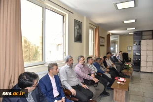 تجلیل از استادان برجسته دانشکده های پسران شهید شمسی‌پور و دختران ولیعصر(عج) به مناسبت هفته معلم 2