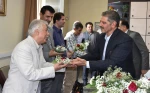 تجلیل از استادان برجسته دانشکده های پسران شهید شمسی‌پور و دختران ولیعصر(عج) به مناسبت هفته معلم 13