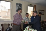 تجلیل از استادان برجسته دانشکده های پسران شهید شمسی‌پور و دختران ولیعصر(عج) به مناسبت هفته معلم 17