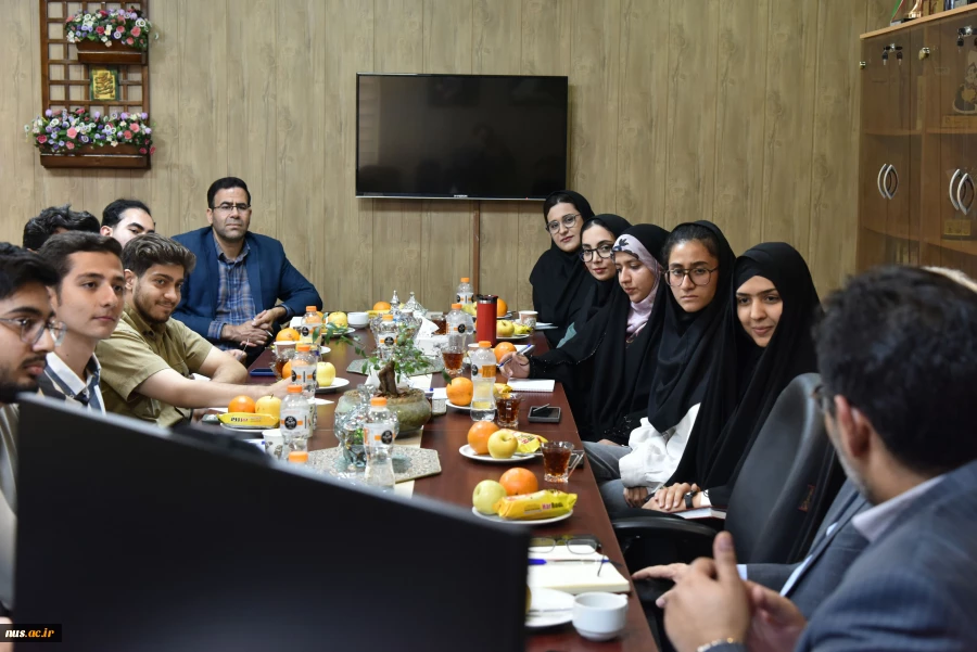 دیدار دبیران کانون‌های فرهنگی و انجمن‌های علمی دانشکده دکتر شریعتی، دانشکده انقلاب اسلامی و آموزشکده شهید شمسی پور با معاون فرهنگی و دانشجویی 3