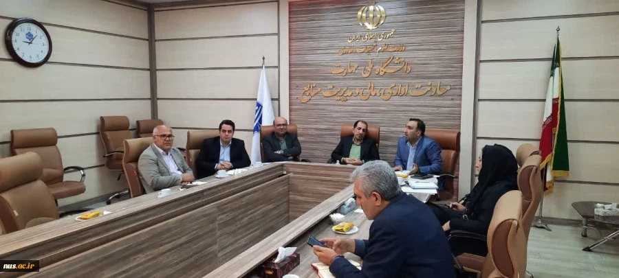 برگزاری جلسه کمیته راهبری مرکز نظارت، ارزیابی و تضمین کیفیت دانشگاه با حضور رؤسای استان های البرز-کرمانشاه وهمدان . 3