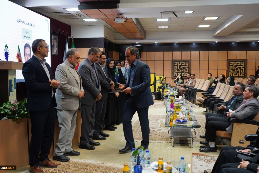 رئیس دانشگاه ملی مهارت در آیین اختتامیه سومین جشنواره نشاط دانشگاه ملی مهارت:

جشنواره نشاط زمینه‌ساز انگیزه، خلاقیت، تقویت کار تیمی و اعتماد به نفس است 8