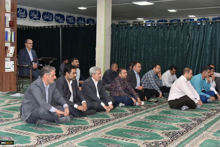 اولین سالگرد شهادت آیت‌الله سیدابراهیم رئیسی و شهدای خدمت در سازمان مرکزی دانشگاه برگزار شد 4