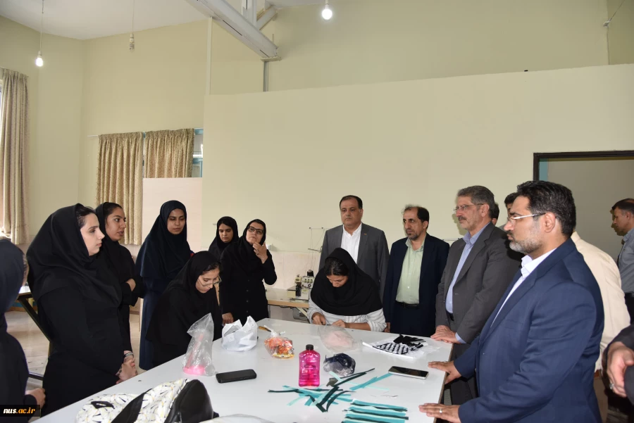 بازدید ریاست دانشگاه ملی مهارت و هیئت همراه از آموزشکده دختران خوانسار 5