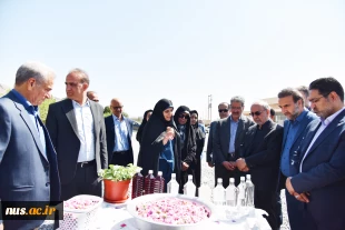 با حضور ریاست دانشگاه ملی مهارت، عضو هیئت امنای دانشگاه و خیرین استانی برگزار شد:

آیین کلنگ‌زنی مجموعه خوابگاهی _ رفاهی آموزشکده پسران گلپایگان 5