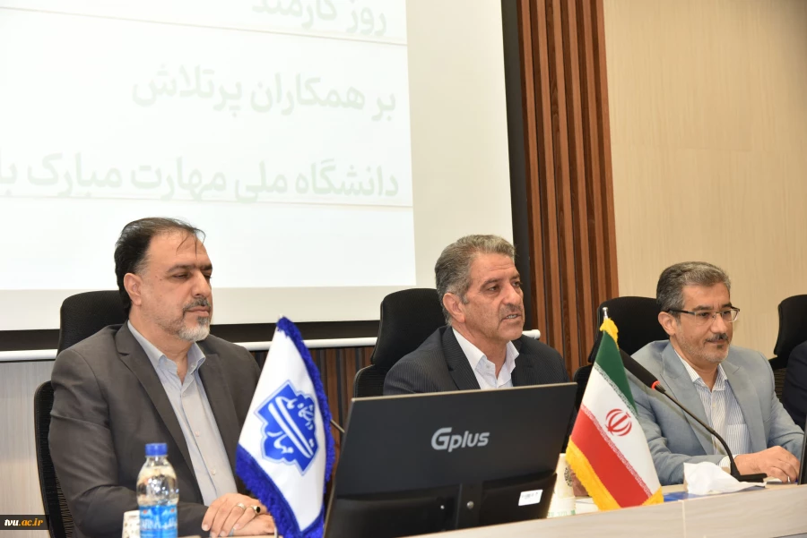 با حضور دکتر زمانی صورت گرفت؛

آیین تکریم و معارفه معاون آموزشی دانشگاه ملی مهارت 6