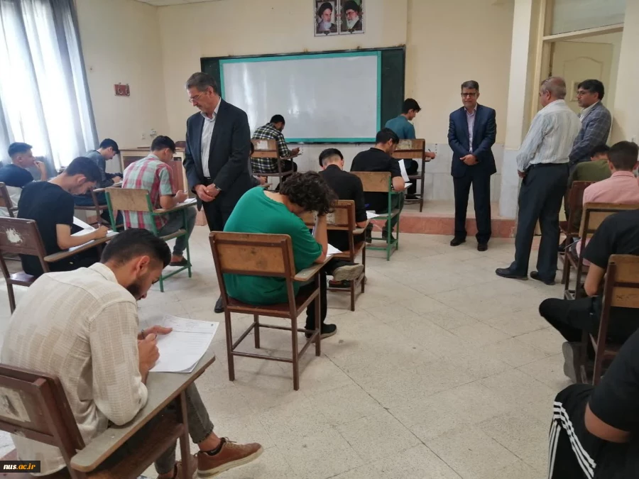 بازدید سرزده ریاست دانشگاه ملی مهارت از محل برگزاری امتحانات پایان ترم دانشجویان آموزشکده ثامن‌الحجج (ع) مشهد 4