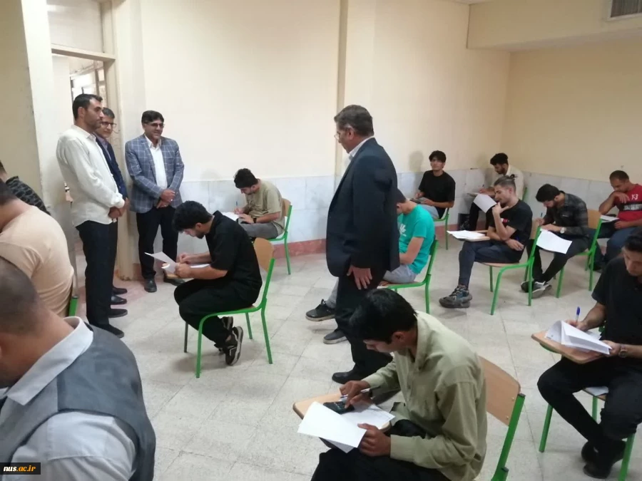 بازدید سرزده ریاست دانشگاه ملی مهارت از محل برگزاری امتحانات پایان ترم دانشجویان آموزشکده ثامن‌الحجج (ع) مشهد 5