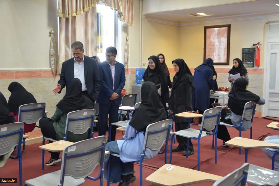 بازدید سرزده ریاست دانشگاه ملی مهارت از محل برگزاری امتحانات پایان ترم دانشجویان آموزشکده الزهرای مشهد 2