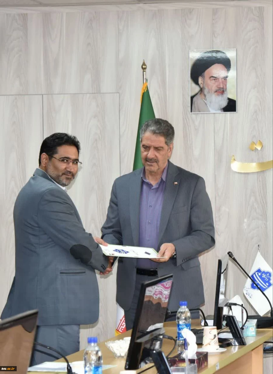 برگزاری کمیته درآمدزایی در دانشگاه ملی مهارت  8