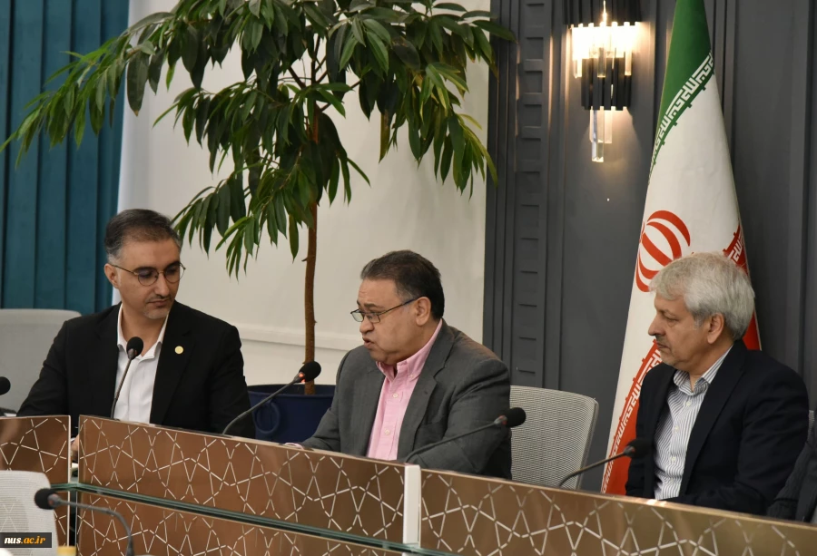 با حضور دکتر غلامرضا زمانی به امضا رسید؛

 تفاهم نامه همکاری مجمع کارآفرینان ایران و دانشگاه ملی مهارت 14