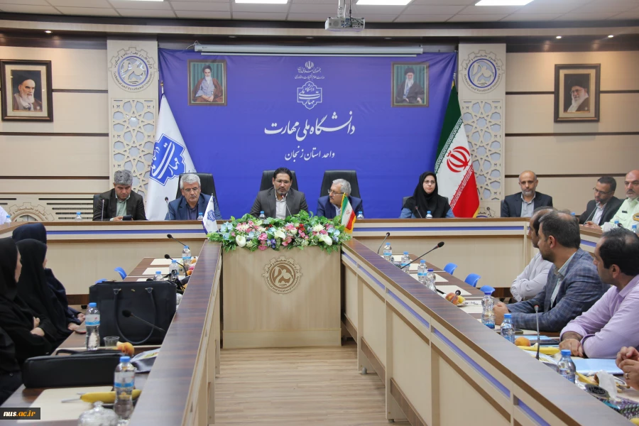 با حضور معاون فرهنگی و دانشجویی دانشگاه ملی مهارت صورت گرفت؛

 آیین تکریم و معارفه سرپرست آموزشکده پسران زنجان (الغدیر) ـ واحد استانی زنجان 2