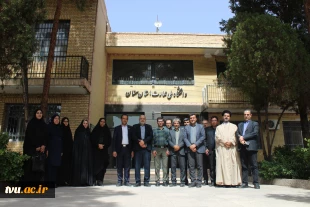 مدیرکل حوزه ریاست، روابط عمومی و هماهنگی امور مجلس و استان‌ها در آیین معارفه سرپرست آموزشکده پسران سمنان ـ واحد استانی سمنان:
امروز توسعه دانشگاه ملی مهارت به نگاه فراسازمانی و توجه ویژه دستگاه‌های حاکمیتی نیاز دارد. 4