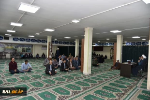 برگزاری جلسه «تبیین نقش هدایت و فرماندهی الهی ولی فقیه در ایجاد ثبات در داخل و بازدارندگی در مقابل دشمن» در سازمان مرکزی دانشگاه 5