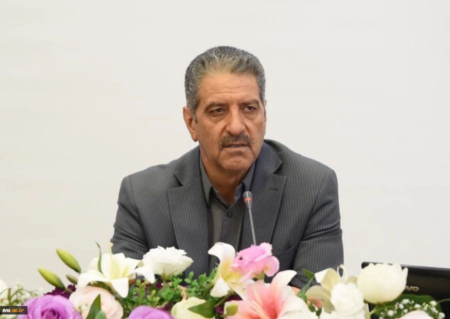 همزمان با آغاز سال تحصیلی جدید دانشگاه صورت گرفت؛

دیدار صمیمانه ریاست دانشگاه ملی مهارت با اعضای هیئت علمی، مدیران گروه و همکاران آموزش دانشکده شریعتی 7