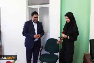 حضور ، دکتر مصطفی جعفری کرمانی‌پور، معاون فرهنگی و دانشجویی و نماینده هیأت رئیسه در مراسم آغاز سال تحصیلی 1405-1404   در دانشگاه ملی مهارت واحد استانی کرمان  4