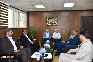 دیدار و گفت‌وگوی دکتر زمانی، رئیس دانشگاه ملی مهارت و دکتر فخر موسوی، مدیرکل حوزه ریاست، روابط عمومی و هماهنگی امور مجلس و استان‌ها با آقای دکتر هادی محمدپور، نماینده مردم شریف شهرستان‌های گناباد و بجستان و عضو کمیسیون اقتصادی مجلس شورای اسلامی