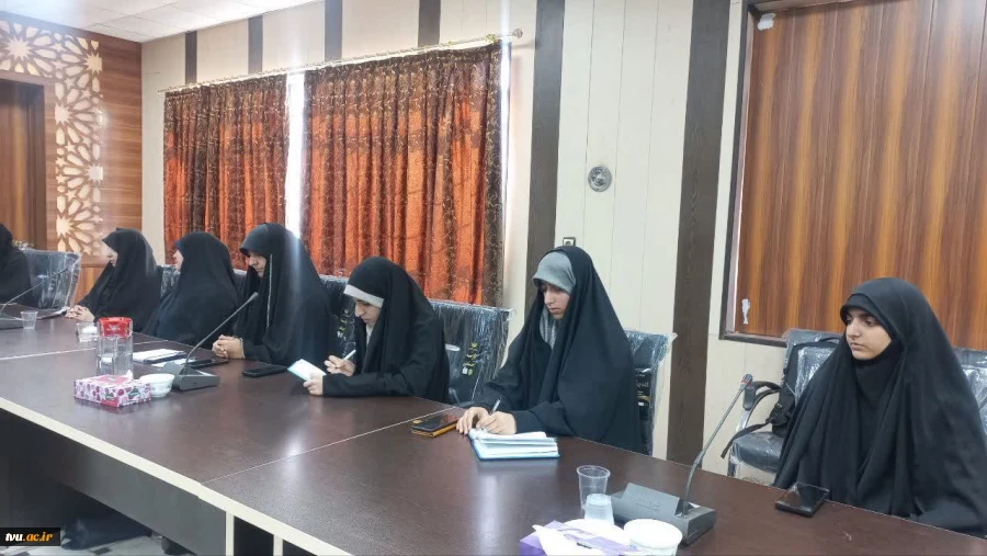 نشست هم‌اندیشی نهادهای دانشجویی دانشگاه ملی مهارت قم برگزار شد. 5