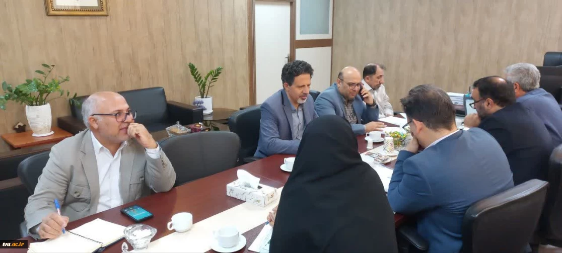 برگزاری جلسه کمیته راهبری استان لرستان مرکز درود، پسران و دختران بروجرد روز دوشنبه 14 مهرماه