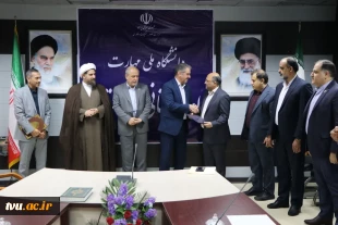 با حضور رئیس دانشگاه ملی مهارت صورت گرفت؛

آیین تکریم رئیس پیشین و معارفه سرپرست جدید آموزشکده پسران شهیدچمران اهواز_واحداستانی خوزستان 2
