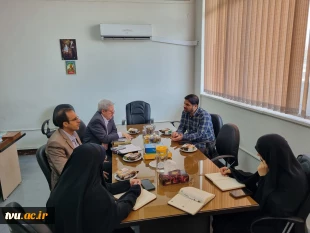 نشست همفکری مدیر کل فرهنگی و اجتماعی دانشگاه ملی مهارت با نویسنده کتاب «مصطفی؛ خواستنی‌ترین پیام‌آور برخاستن» به مناسبت ۱۵۰۰ امین سال ولادت پیامبر عظیم الشان اسلام (ص) 2