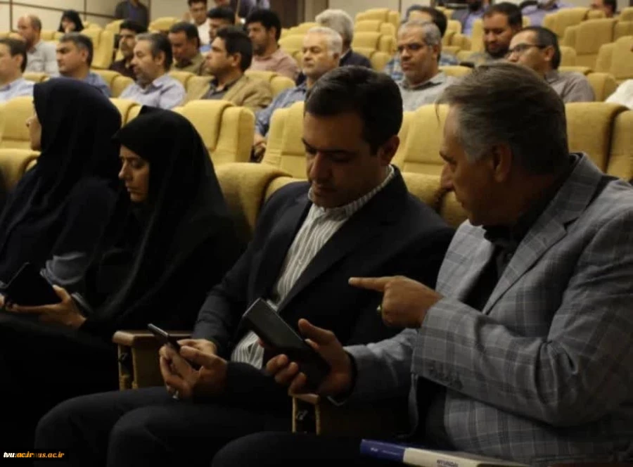 معاون فرهنگی و دانشجویی دانشگاه ملی مهارت در آئین افتتاحیه و رونمایی از پوستر پنجمین جشنواره ملی فرهنگی هنری «ذوالفقار»: امروز آرمان‌های شهید سلیمانی در قلب اروپا و آمریکا شنیده می‌شود 2
معاون فرهنگی و دانشجویی دانشگاه ملی مهارت در آئین افتتاحیه و رونمای