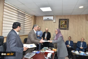 نشست صمیمی رئیس دانشگاه ملی مهارت با همکاران فرهنگی و دانشجویی؛
 روایت تلاش، همدلی و مسیر رو به رشد 10