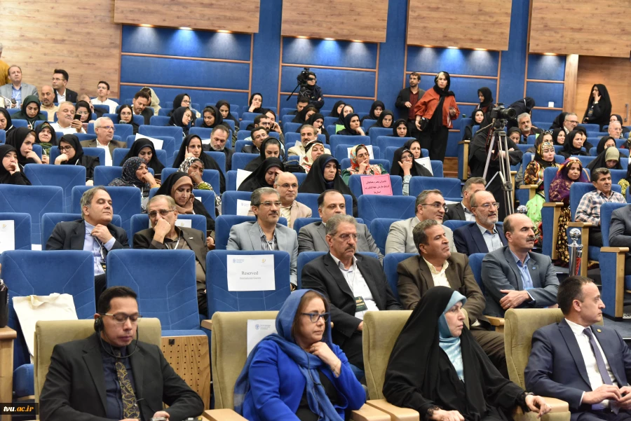 در حاشیه نهمین همایش ملی گرامی‌داشت روز جهانی زنان روستایی و عشایری و روز جهانی غذا صورت گرفت:

امضای تفاهم‌نامه بین دانشگاه ملی مهارت و سازمان تحقیقات و آموزش و ترویج کشاورزی وزارت جهاد کشاورزی 6