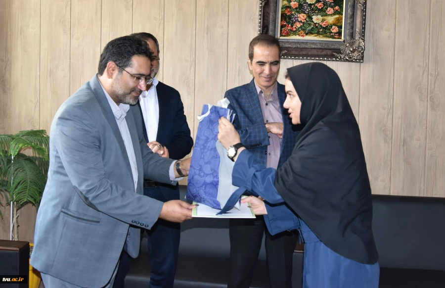 تقدیر از تیم والیبال بانوان کارکنان دانشگاه ملی مهارت در نخستین حضور در المپیاد ورزشی وزارت علوم، تحقیقات و فناوری 7