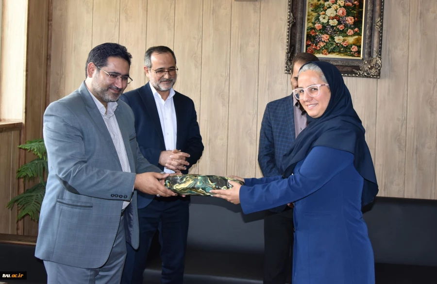 تقدیر از تیم والیبال بانوان کارکنان دانشگاه ملی مهارت در نخستین حضور در المپیاد ورزشی وزارت علوم، تحقیقات و فناوری 21