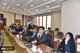 رئیس دانشگاه ملی مهارت در جمع رؤسای دانشکده‌ها و آموزشکده‌های سراسر کشور:
حیات دانشگاه و ارکان آن در گرو ضوابط، مقررات و قوانین است/ هیئت امنا مجلس قانون‌گذاری دانشگاه است/ سیاست دانشگاه تربیت نیروی توانمند اشتعال‌پذیر است 10