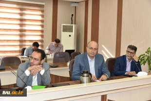 رئیس دانشگاه ملی مهارت در جمع رؤسای دانشکده‌ها و آموزشکده‌های سراسر کشور:
حیات دانشگاه و ارکان آن در گرو ضوابط، مقررات و قوانین است/ هیئت امنا مجلس قانون‌گذاری دانشگاه است/ سیاست دانشگاه تربیت نیروی توانمند اشتعال‌پذیر است 15