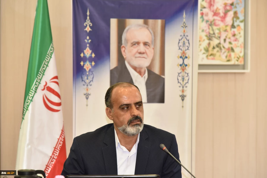 رئیس دانشگاه ملی مهارت در جمع رؤسای دانشکده‌ها و آموزشکده‌های سراسر کشور: 

حیات دانشگاه و ارکان آن در گرو ضوابط، مقررات و قوانین است/ هیئت امنا مجلس قانون‌گذاری دانشگاه است/ سیاست دانشگاه تربیت نیروی توانمند اشتعال‌پذیر است 9