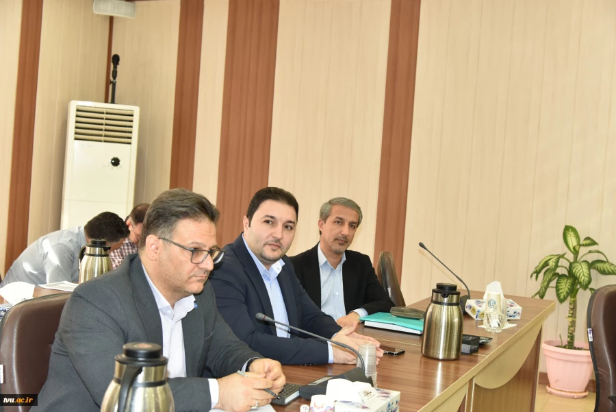 رئیس دانشگاه ملی مهارت در جمع رؤسای دانشکده‌ها و آموزشکده‌های سراسر کشور: 

حیات دانشگاه و ارکان آن در گرو ضوابط، مقررات و قوانین است/ هیئت امنا مجلس قانون‌گذاری دانشگاه است/ سیاست دانشگاه تربیت نیروی توانمند اشتعال‌پذیر است 10