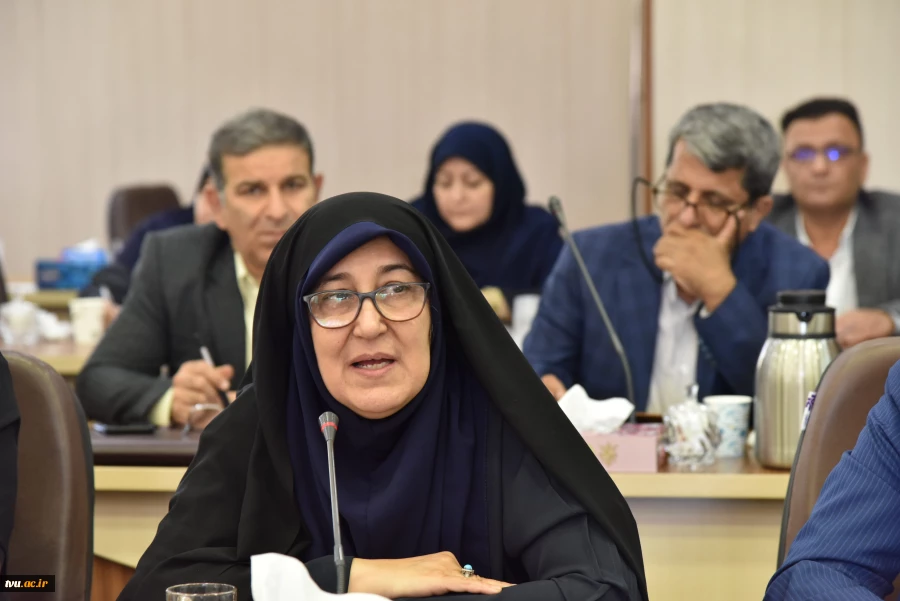 رئیس دانشگاه ملی مهارت در جمع رؤسای دانشکده‌ها و آموزشکده‌های سراسر کشور: 

حیات دانشگاه و ارکان آن در گرو ضوابط، مقررات و قوانین است/ هیئت امنا مجلس قانون‌گذاری دانشگاه است/ سیاست دانشگاه تربیت نیروی توانمند اشتعال‌پذیر است 11