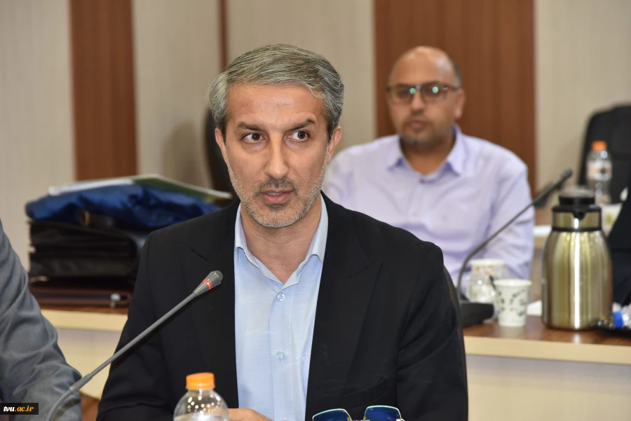 برگزاری دوره آموزشی یک‌روزه «آشنایی با آیین‌نامه‌ها، قوانین و مقررات مدیریت دانشگاه» ویژه رؤسای دانشکده‌ها و آموزشکده‌های دانشگاه ملی مهارت 6