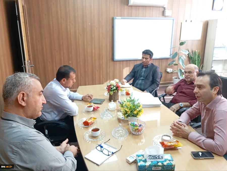 جلسه مشترک مرکز ارتقای مهارت، آموزش مجازی و صلاحیت حرفه ای با  نظام مهندسی ساختمان تهران برای توسعه نیروی انسانی ماهر در حوزه صنعت ساختمان  در روز شنبه 03 آبان 1404 برگزار شد 4