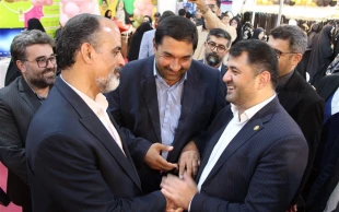 ا حضور معاون اداری مالی ومدیریت منابع دانشگاه در مراسم افتتاحیه نمایشگاه پوشاک ایرانی اسلامی ( گوهر شاد )

شرکت دانشگاه ملی مهارت استان آدربایجان غربی در چهارمین دوره نمایشگاه ملی پوشاک ایرانی اسلامی ( گوهرشاد ) 3