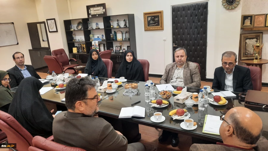 برگزاری نشست بررسی عملکرد و تسریع در تحقق اهداف آموزش‌های آزاد، مجازی و صلاحیت حرفه‌ای  دانشگاه ملی مهارت استان قم 3
