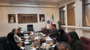 برگزاری نشست بررسی عملکرد و تسریع در تحقق اهداف آموزش‌های آزاد، مجازی و صلاحیت حرفه‌ای  دانشگاه ملی مهارت استان قم 4