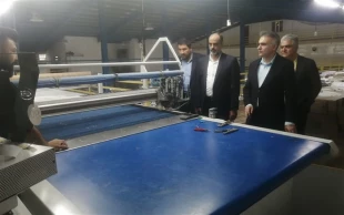 معاون اداری، مالی و مدیریت منابع دانشگاه ملی مهارت با آقای ریسمانی سرمایه گذار داخلی، مدیر عامل شرکت دیانا تجارت ریسمان در واحد استانی آذربایجان غربی 4