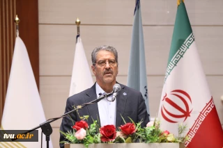 رئیس دانشگاه ملی مهارت در آیین افتتاحیه سومین همایش ملی مهارت‌افزایی، هدایت شغلی و صلاحیت حرفه‌ای در آموزش عالی کشور:

جامعه امروز نیازمند تبدیل دانش به توانایی است/ ناترازی بین مدرک و مهارت چالشی مهم در کشور است و چاره آن تربیت تکنیسین‌ توانمند  است