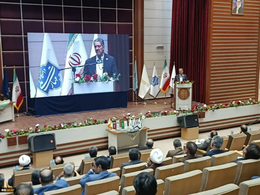 آیین اختتامیه «سومین همایش ملی مهارت‌افزایی، هدایت شغلی و صلاحیت حرفه‌ای در آموزش عالی کشور» و «المپیاد مهارتی دانشجویان سراسر کشور» 12