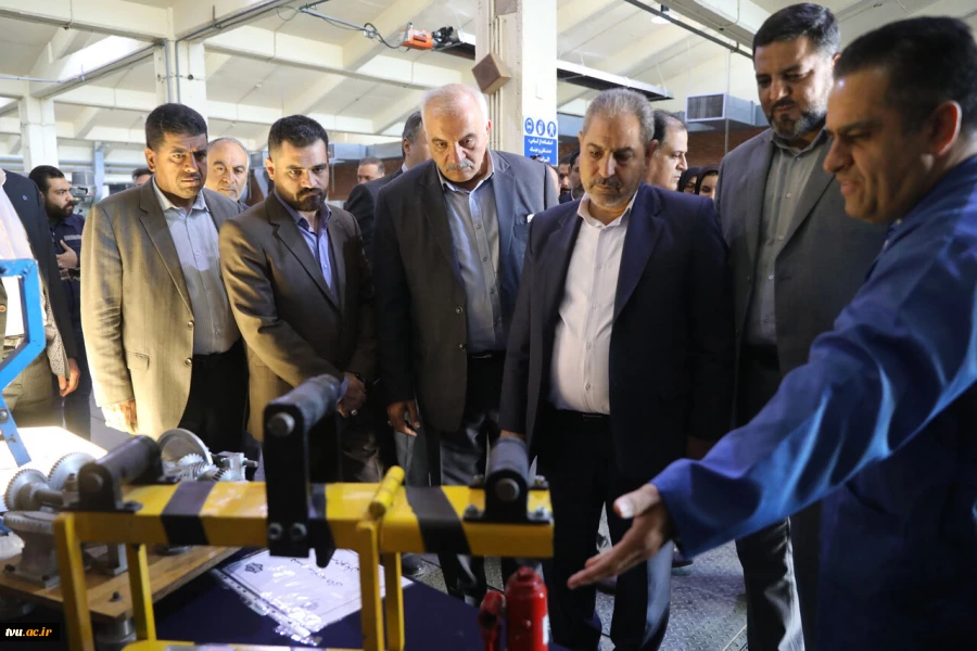 نشست مشترک اعضای کمیسیون آموزش و تحقیقات مجلس شورای اسلامی و هیئت رئیسه دانشگاه ملی مهارت/ حمایت کمیسیون از دانشگاه ملی مهارت برای عضویت در شورای عالی آموزش و تربیت فنی، حرفه‌ای و مهارتی 54