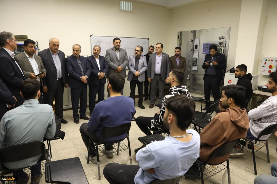 نشست مشترک اعضای کمیسیون آموزش و تحقیقات مجلس شورای اسلامی و هیئت رئیسه دانشگاه ملی مهارت/ حمایت کمیسیون از دانشگاه ملی مهارت برای عضویت در شورای عالی آموزش و تربیت فنی، حرفه‌ای و مهارتی 55