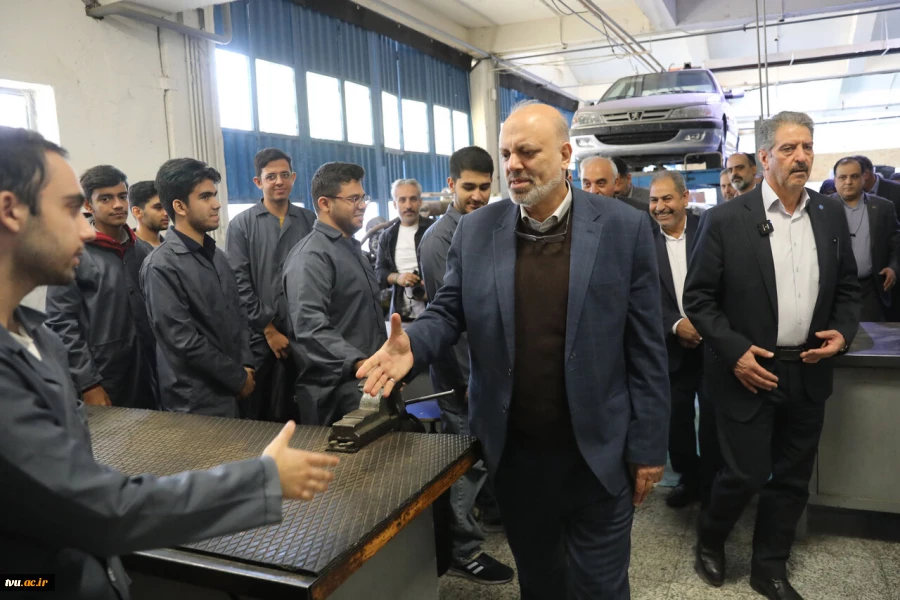 نشست مشترک اعضای کمیسیون آموزش و تحقیقات مجلس شورای اسلامی و هیئت رئیسه دانشگاه ملی مهارت/ حمایت کمیسیون از دانشگاه ملی مهارت برای عضویت در شورای عالی آموزش و تربیت فنی، حرفه‌ای و مهارتی 57