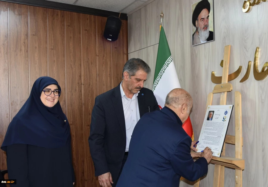 به همت بنیاد حامیان دانشگاه صورت گرفت؛ 

امضای تفاهم‌نامه همکاری مشترک در دانشگاه ملی مهارت 6