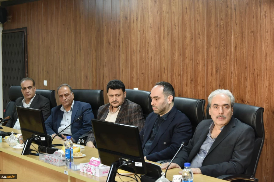 به همت بنیاد حامیان دانشگاه صورت گرفت؛ 

امضای تفاهم‌نامه همکاری مشترک در دانشگاه ملی مهارت 2